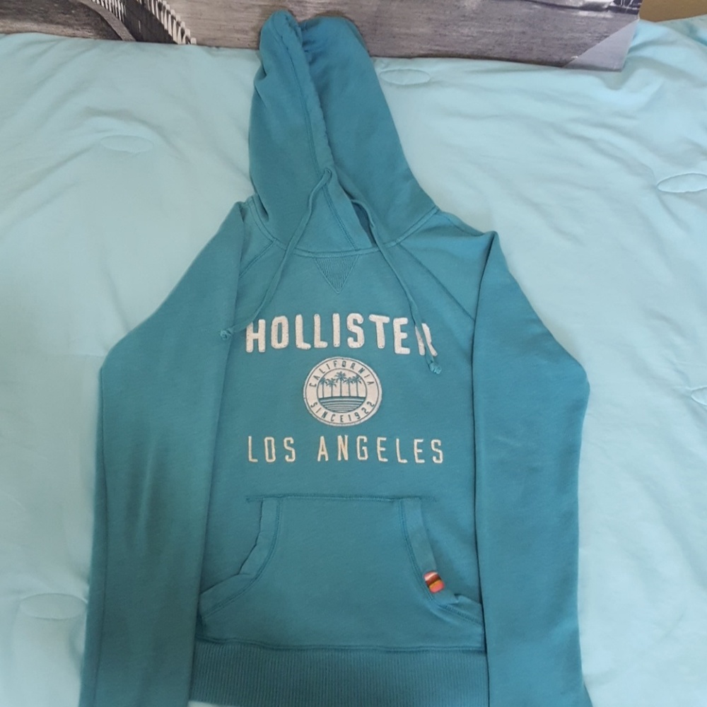 Sweater - Picture 2 of 4